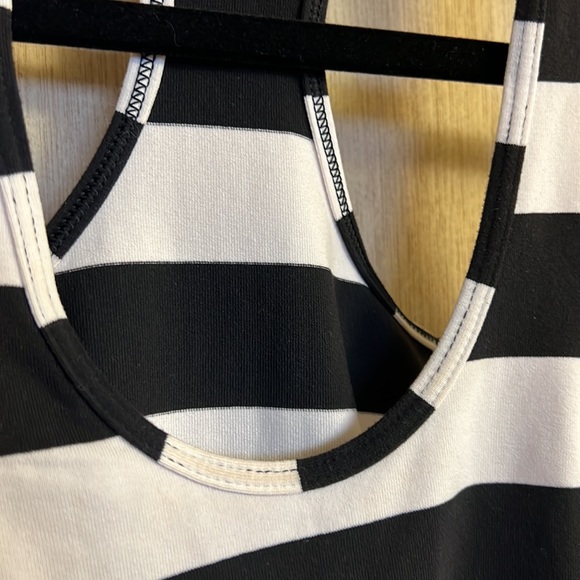 Lululemon Tank - Picture 2 of 3